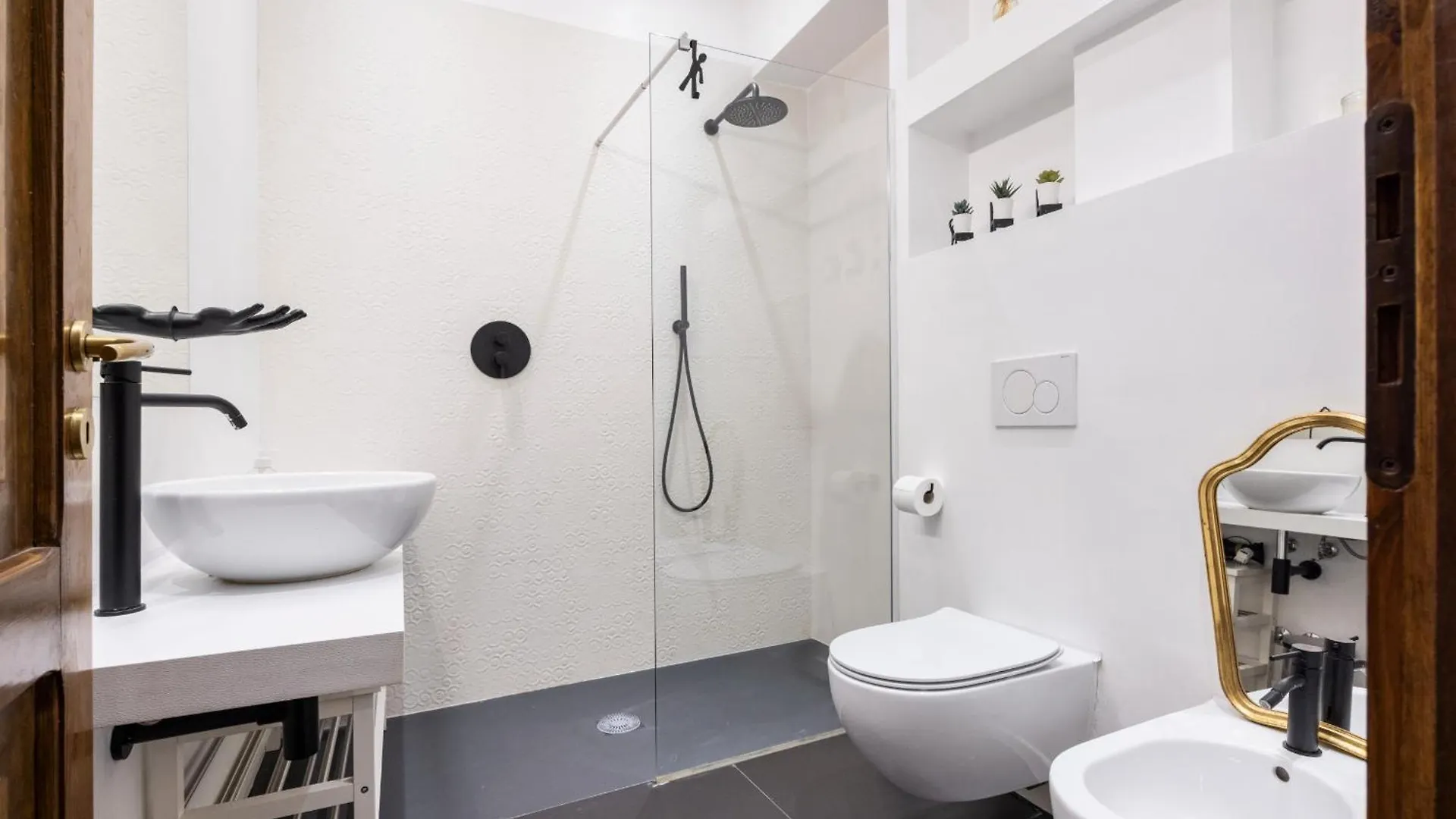 Bright Design House In The Heart Of Bologna Apartman 0*,